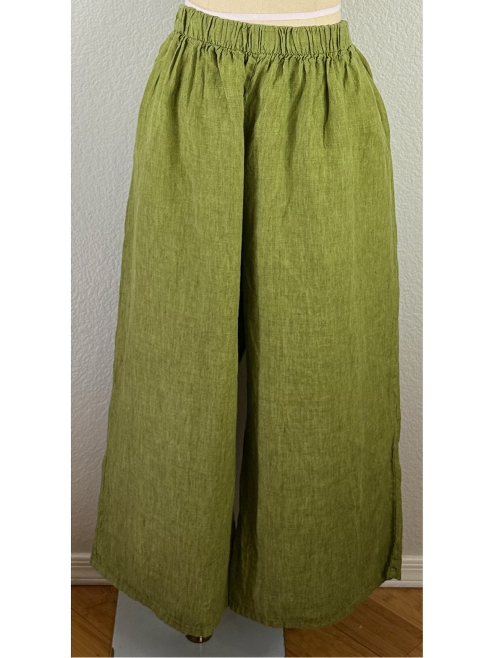Bryn Walker 100% Linen Wide Leg Elastic Waist Pull On Pants Split Pea size Large